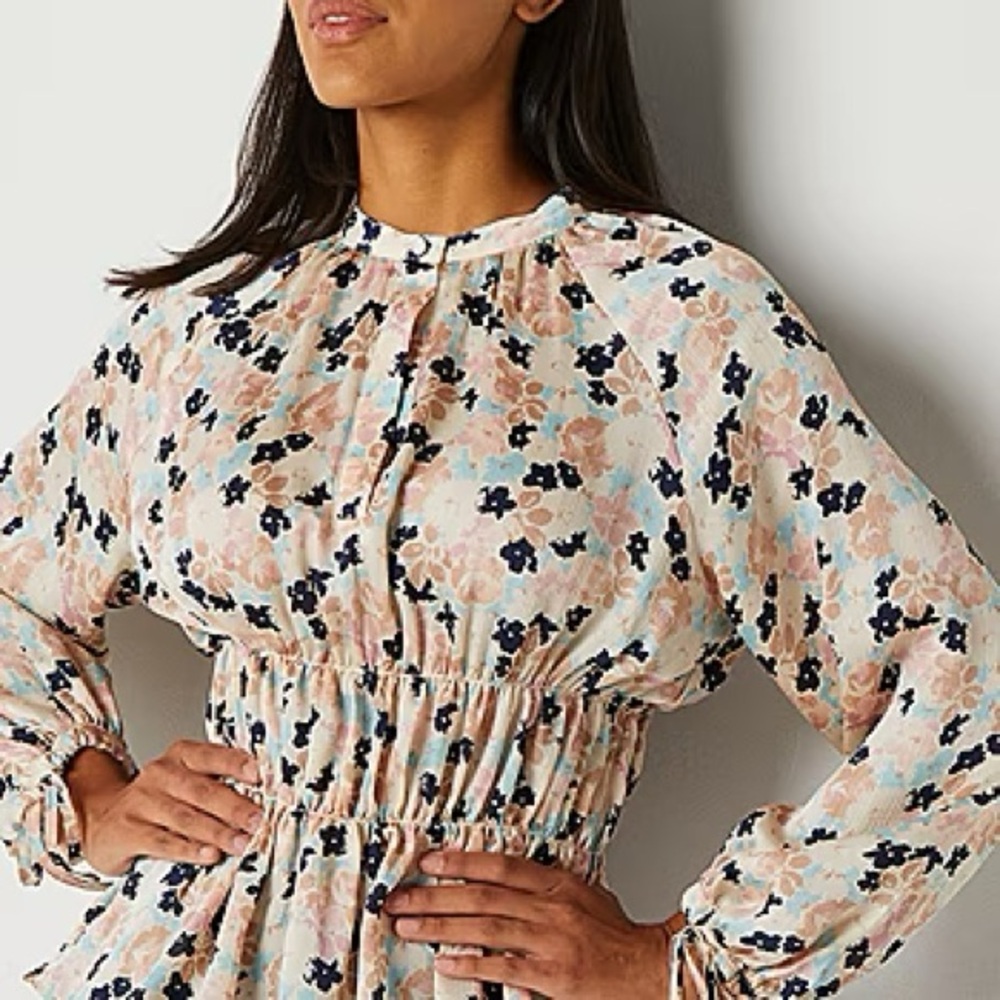 Ryegrass Long Sleeve Floral Blouse Shirt Silky Feeling Size L Large EUC Peplum